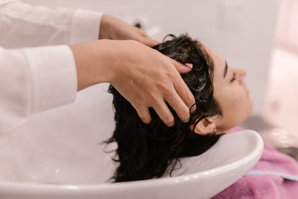 Hair Spa & Oil Therapy - Image 1